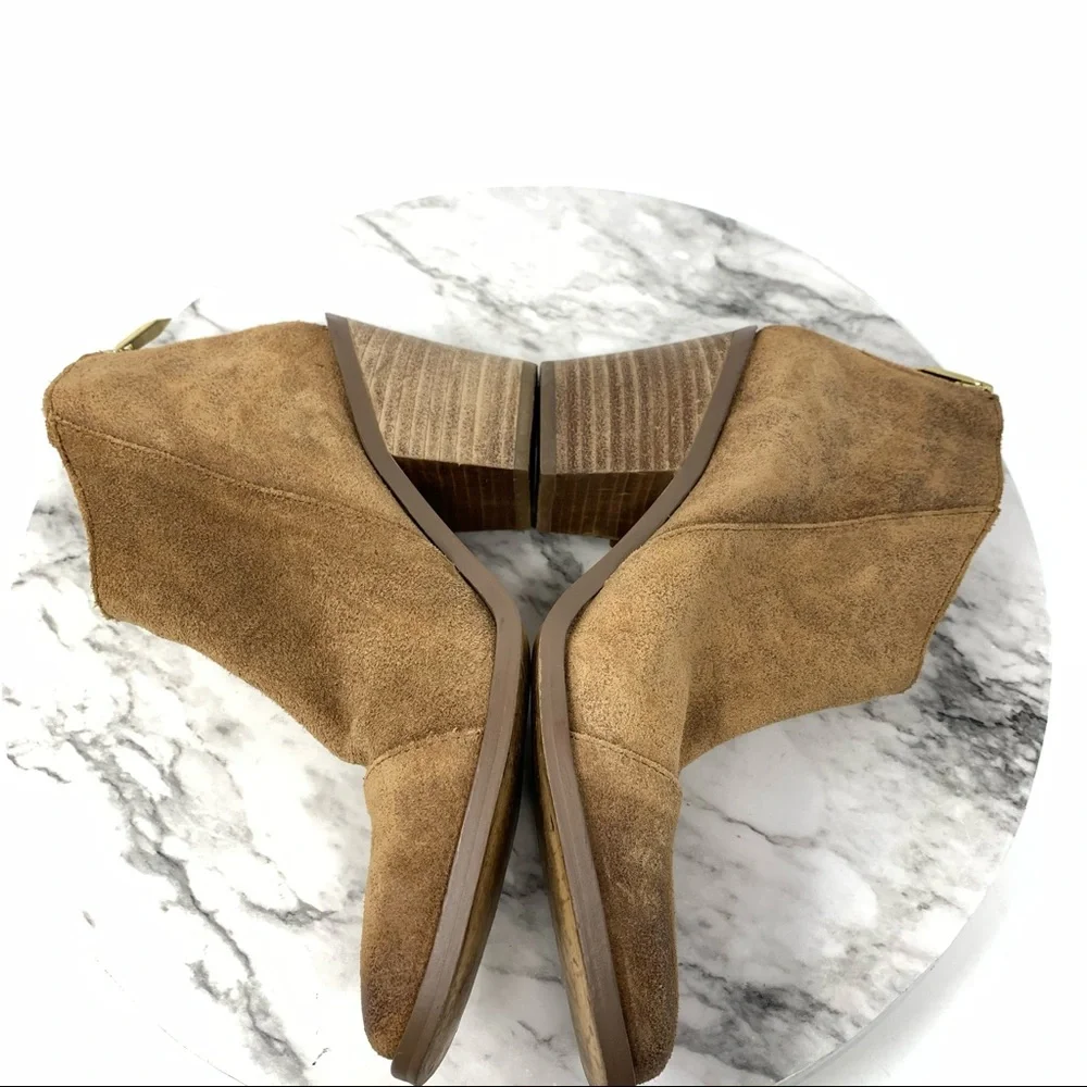 Fergie Bennie Brown Suede Studded Fringe Boots 7.5 Boho Prairie Cottagecore Moto